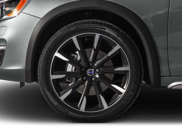 2018 Volvo S60 Cross Country T5
