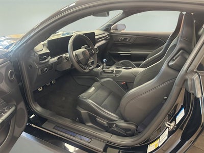 2025 Ford Mustang Dark Horse