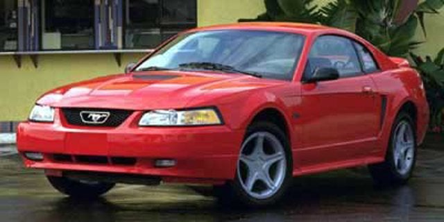 2000 Ford Mustang Base