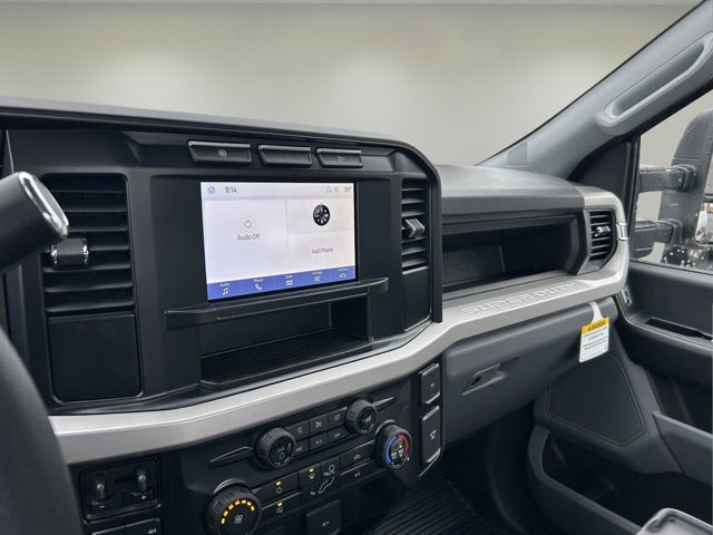 2024 Ford Super Duty F-350 DRW XL