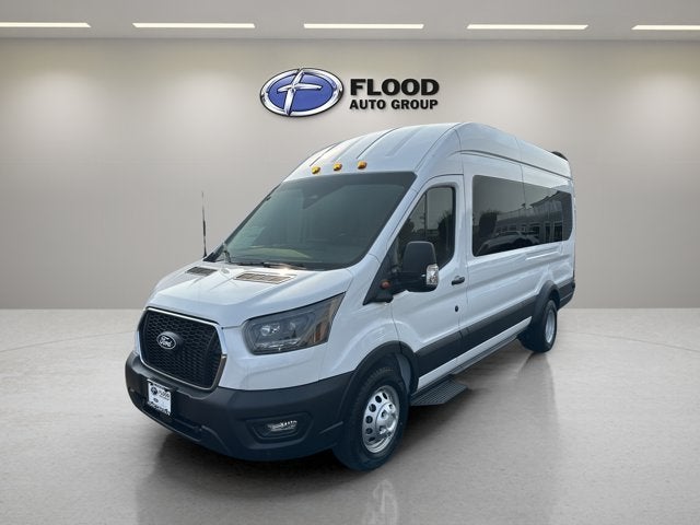 2026 Ford Transit Passenger Wagon XL