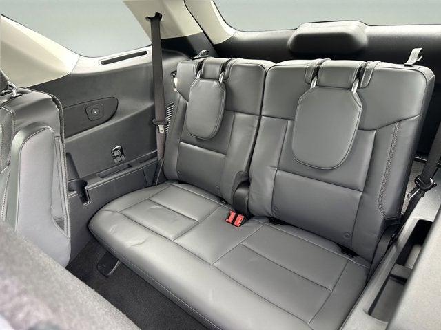 2026 Ford Explorer XLT
