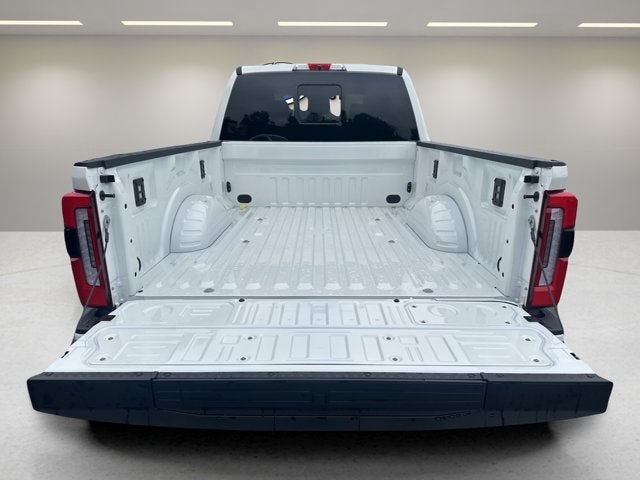 2026 Ford Super Duty F-350 SRW Platinum