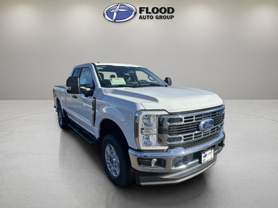 2026 Ford Super Duty F-350 SRW XLT