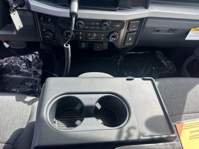 2026 Ford Super Duty F-350 SRW XL