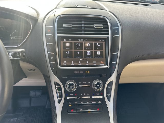 2019 Lincoln Nautilus Select