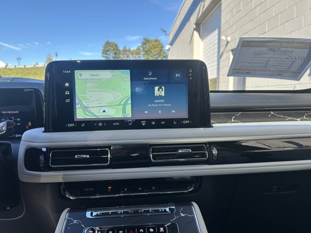 2027 Lincoln Aviator Black Label Premium