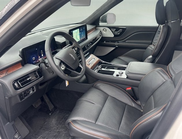 2025 Lincoln Aviator Black Label