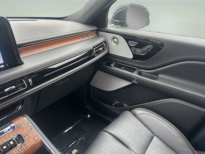 2025 Lincoln Aviator Black Label