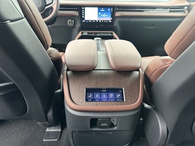 2027 Lincoln Navigator Reserve