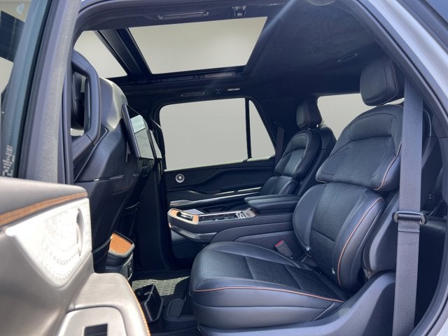 2025 Lincoln Navigator Black Label
