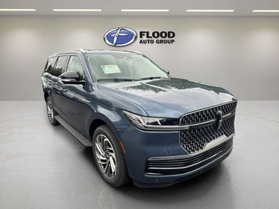 2027 Lincoln Navigator Premiere