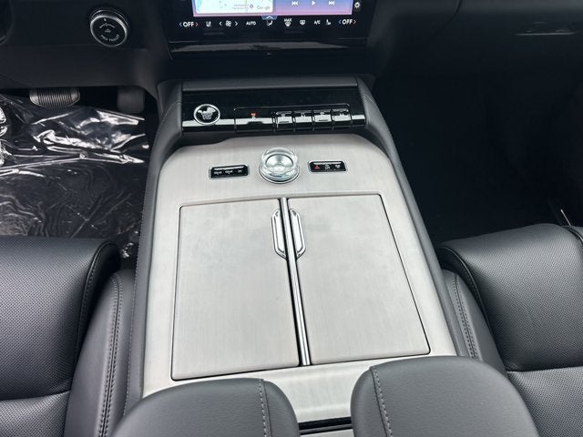 2027 Lincoln Navigator Premiere