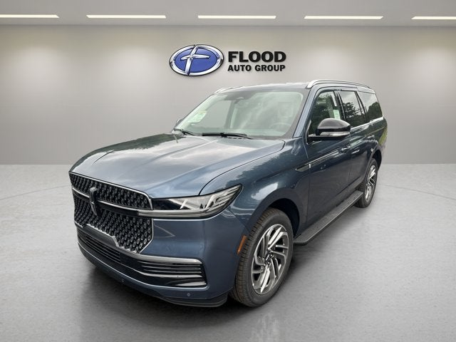 2027 Lincoln Navigator Premiere