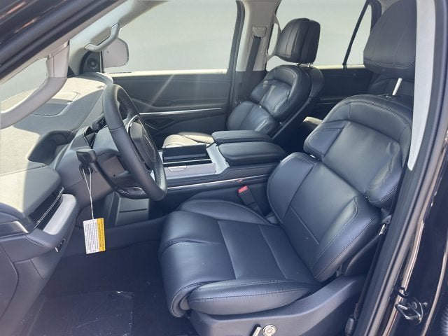 2026 Lincoln Navigator Premiere