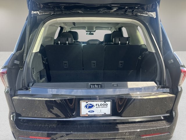 2026 Lincoln Navigator Premiere