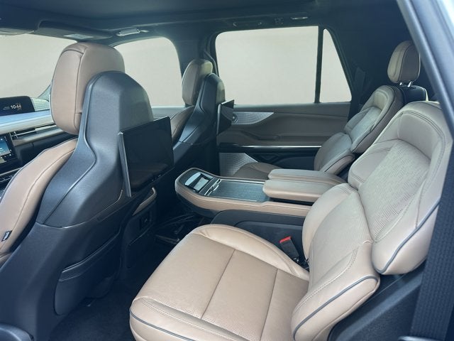 2026 Lincoln Navigator L Black Label