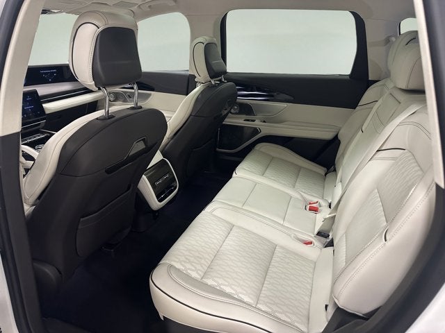 2025 Lincoln Nautilus Black Label