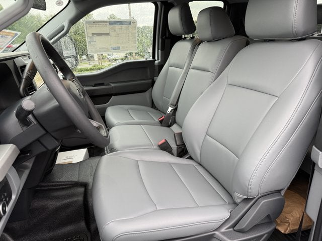 2027 Ford Super Duty F-550 DRW XL DRW