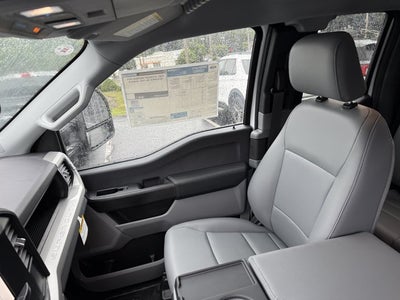 2027 Ford Super Duty F-550 DRW XL DRW