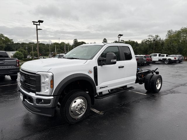 2027 Ford Super Duty F-550 DRW XL DRW