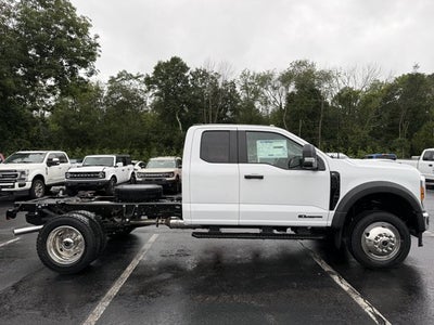 2027 Ford Super Duty F-550 DRW XL DRW