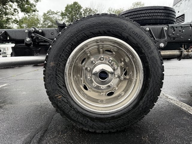 2027 Ford Super Duty F-550 DRW XL DRW