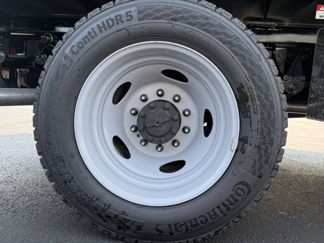 2026 Ford Super Duty F-550 DRW XL
