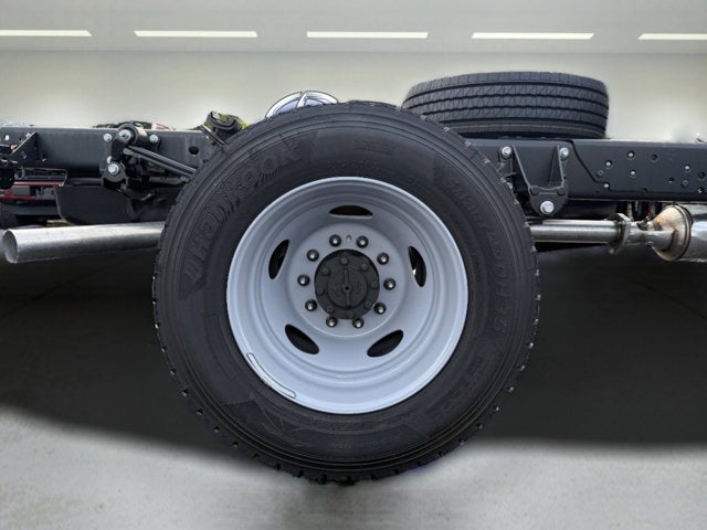 2026 Ford Super Duty F-600 DRW XL