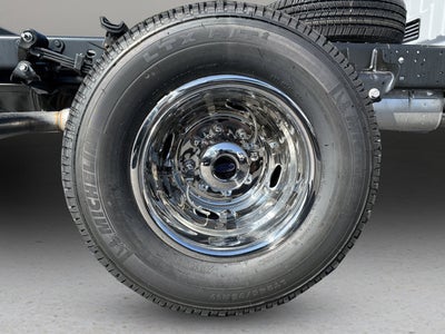 2027 Ford Super Duty F-350 DRW XL DRW