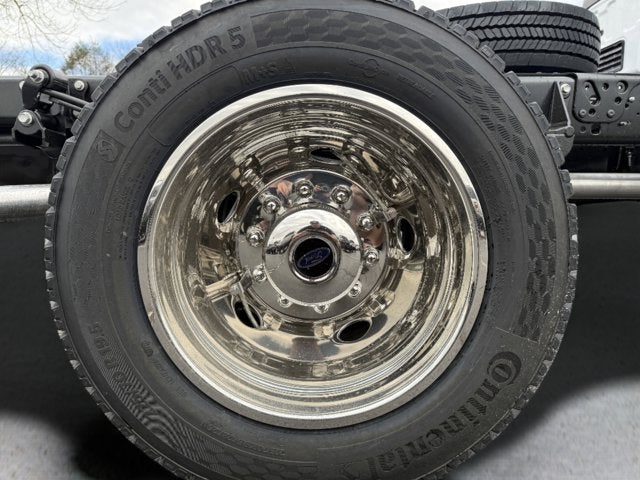 2026 Ford Super Duty F-550 DRW XL