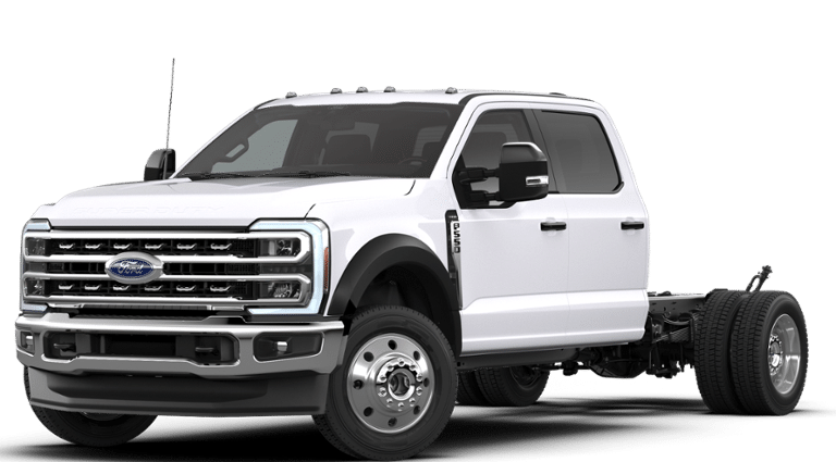 2026 Ford Super Duty F-550 DRW LARIAT