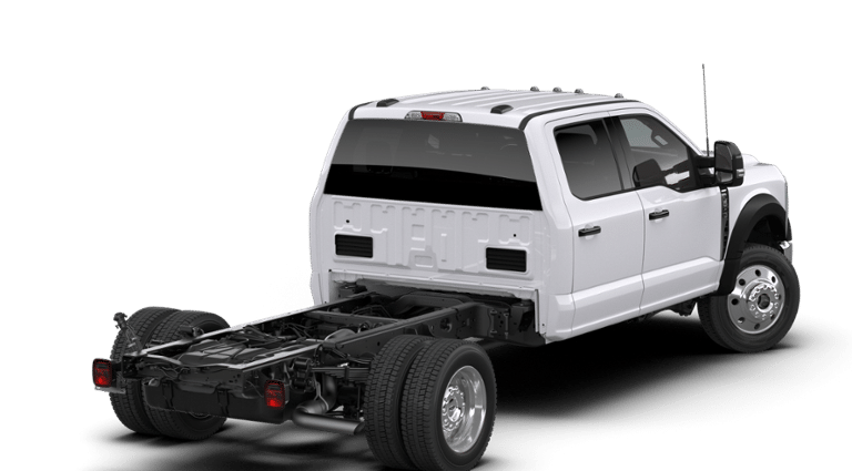 2026 Ford Super Duty F-550 DRW LARIAT