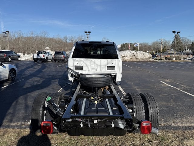 2026 Ford Super Duty F-550 DRW XL