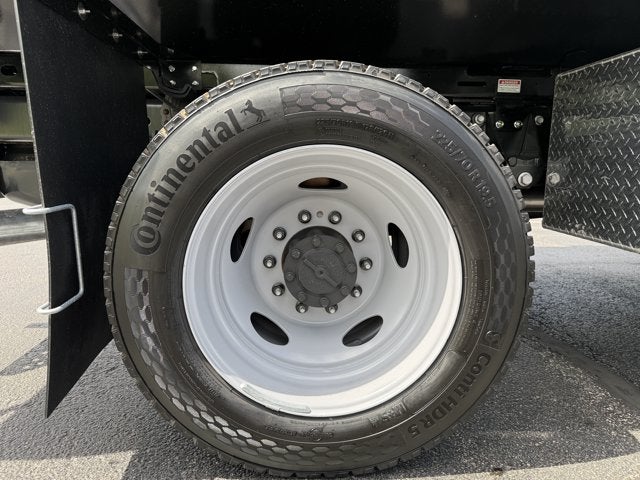 2026 Ford Super Duty F-550 DRW XL