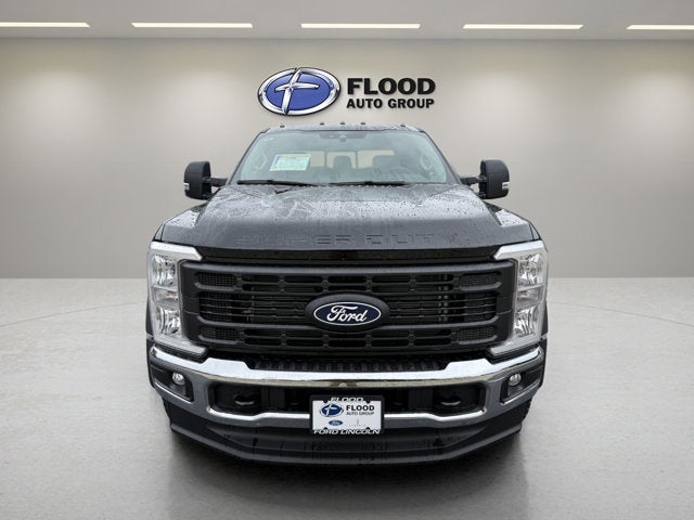 2027 Ford Super Duty F-550 DRW XL DRW