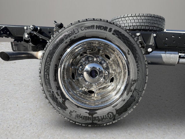 2027 Ford Super Duty F-550 DRW XL DRW