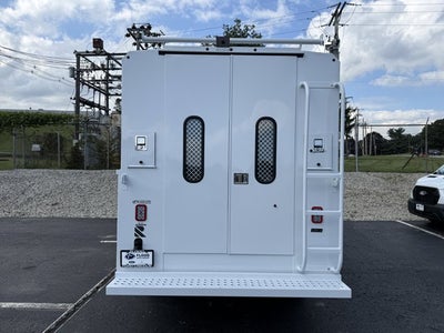 2027 Ford E-Series Cutaway Base Cutaway