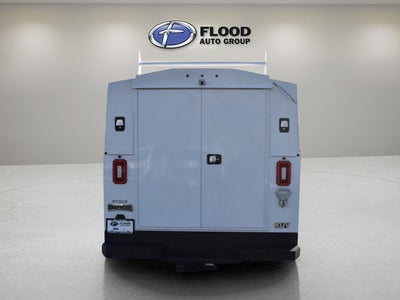 2025 Ford E-Series Cutaway BASE
