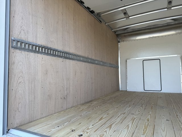 2027 Ford E-Series Cutaway E-450 DRW