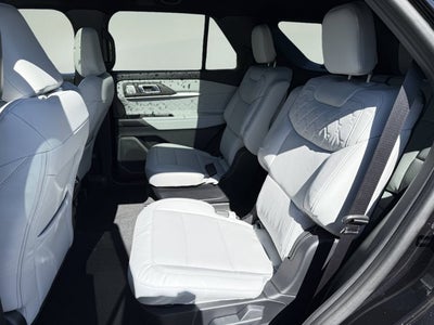 2027 Ford Explorer Platinum
