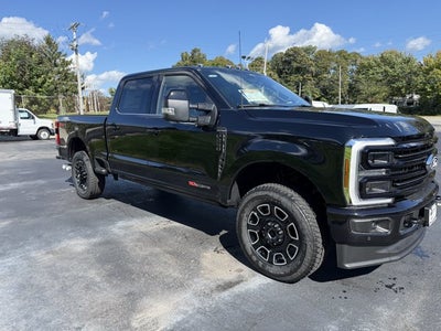 2027 Ford Super Duty F-250 SRW Platinum