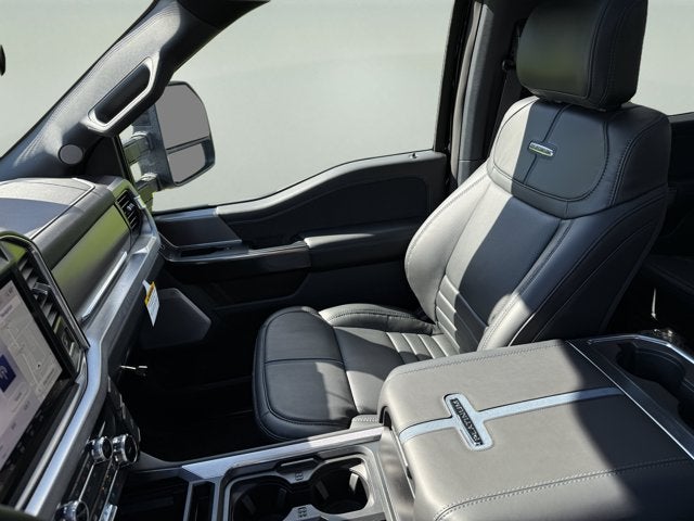 2027 Ford Super Duty F-250 SRW Platinum