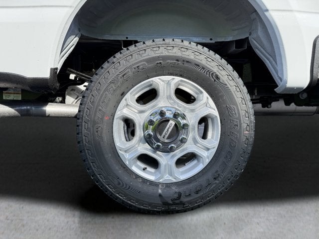 2027 Ford Super Duty F-250 SRW XLT