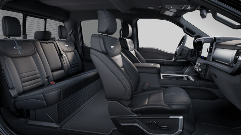 2025 Ford Super Duty F-250 SRW Platinum