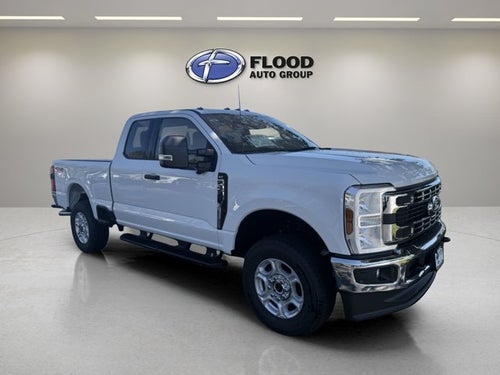 2027 Ford Super Duty F-250 SRW XLT