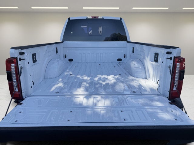 2027 Ford Super Duty F-250 SRW XLT