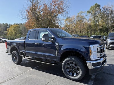2027 Ford Super Duty F-250 SRW XLT