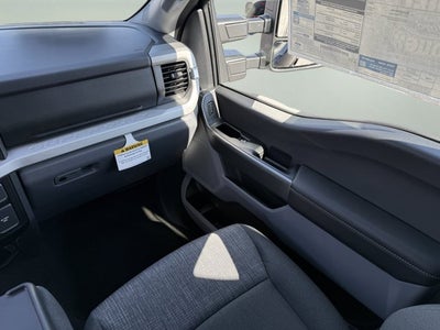 2027 Ford Super Duty F-250 SRW XLT