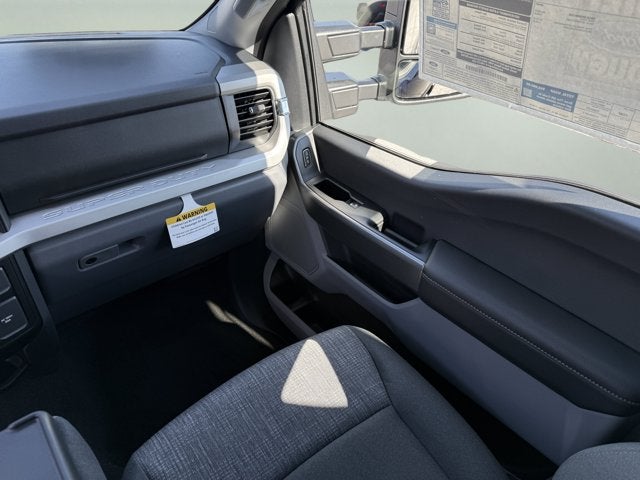 2027 Ford Super Duty F-250 SRW XLT